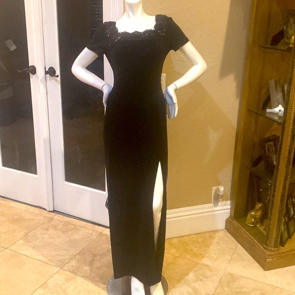 Vintage EXPO NITE Black Beaded Sequins Trim Gown Sz 8